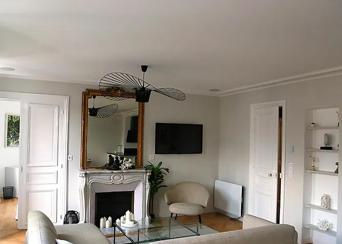 Le Ciel De Paris - Montparnasse&Jardin Du LuxembourgBB Hotel